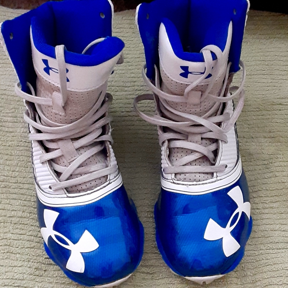 Boys high top football cleats